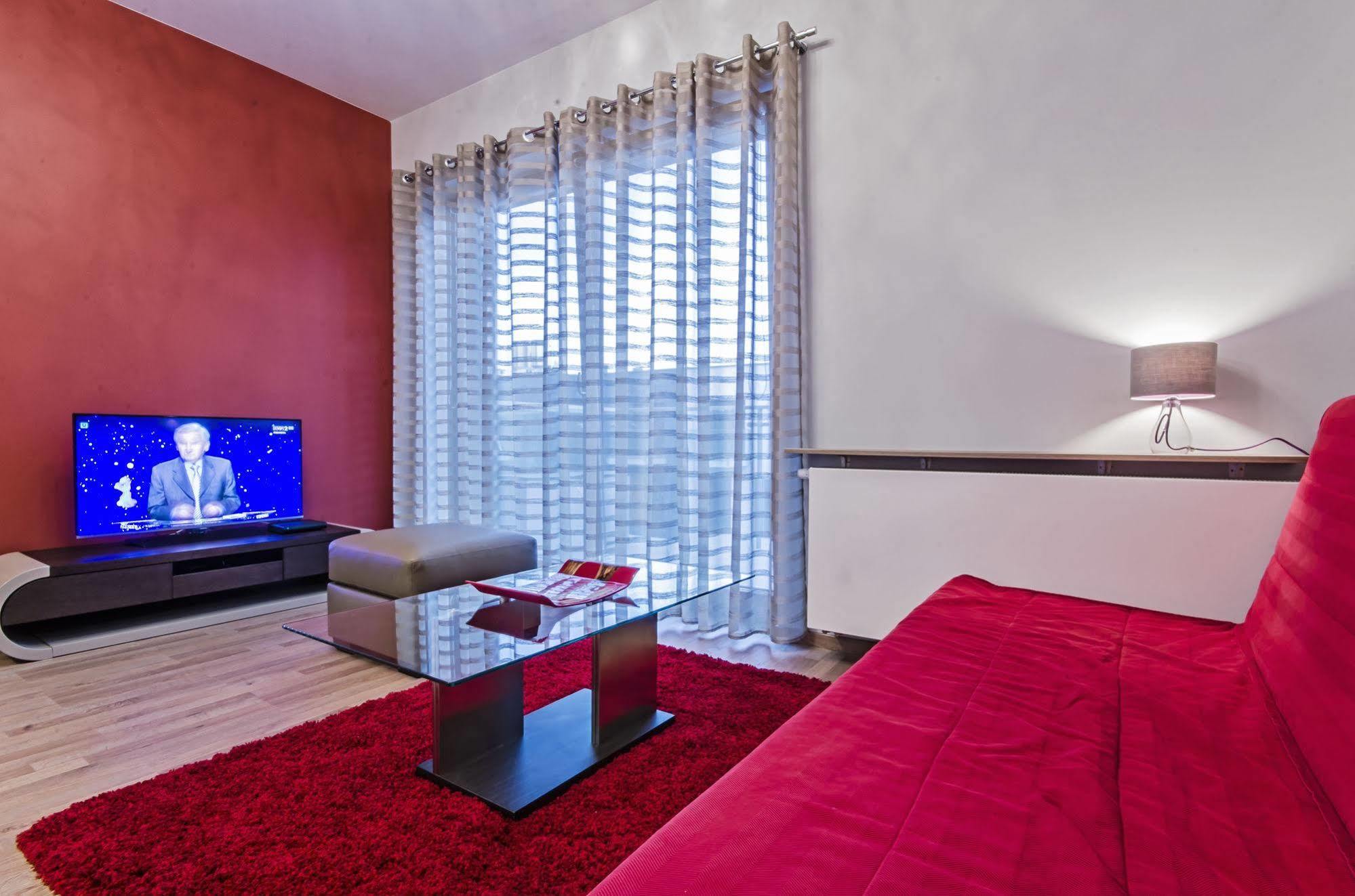 Angel City Center Krakow Aparthotel Екстериор снимка