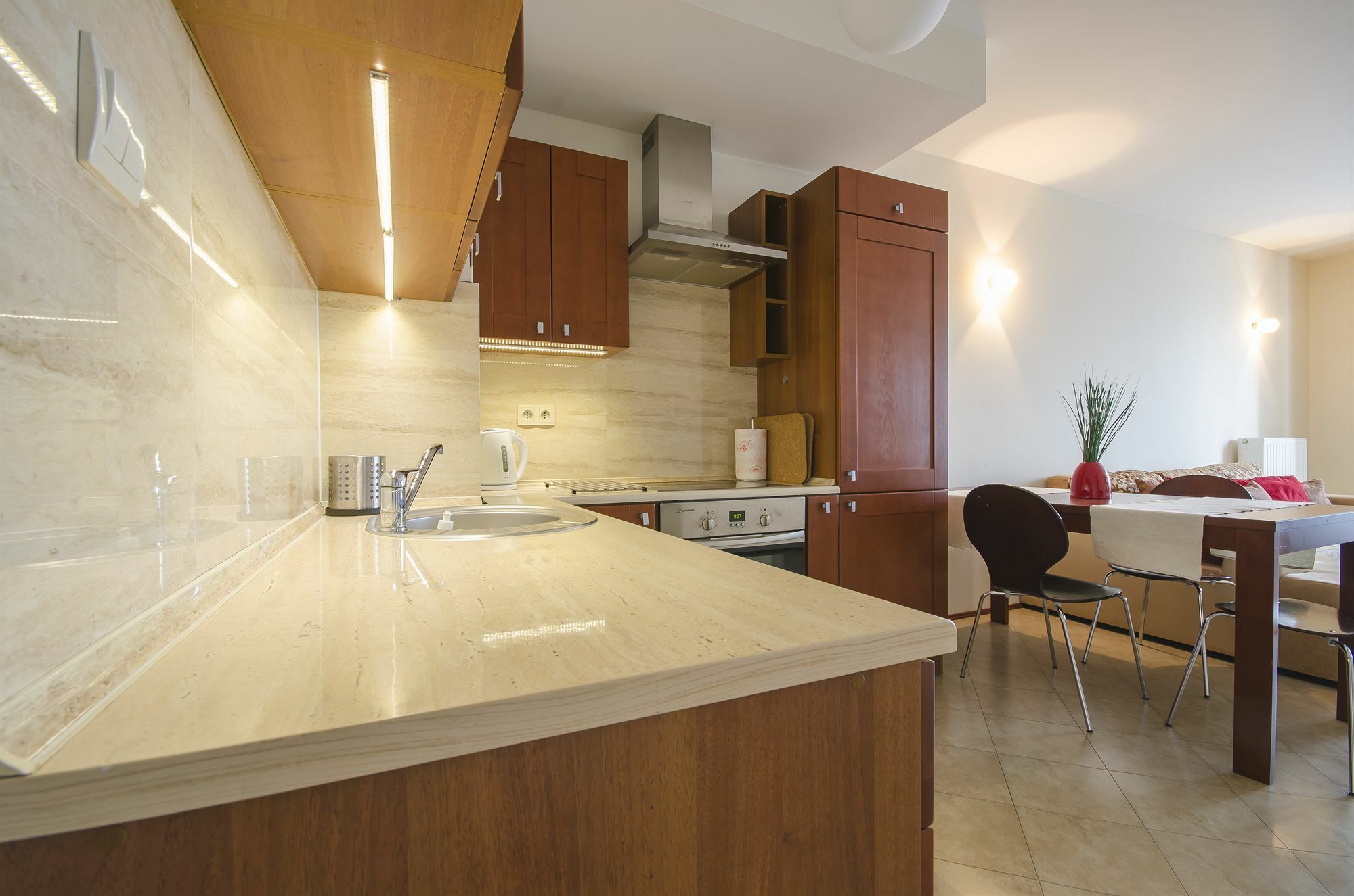 Angel City Center Krakow Aparthotel Екстериор снимка
