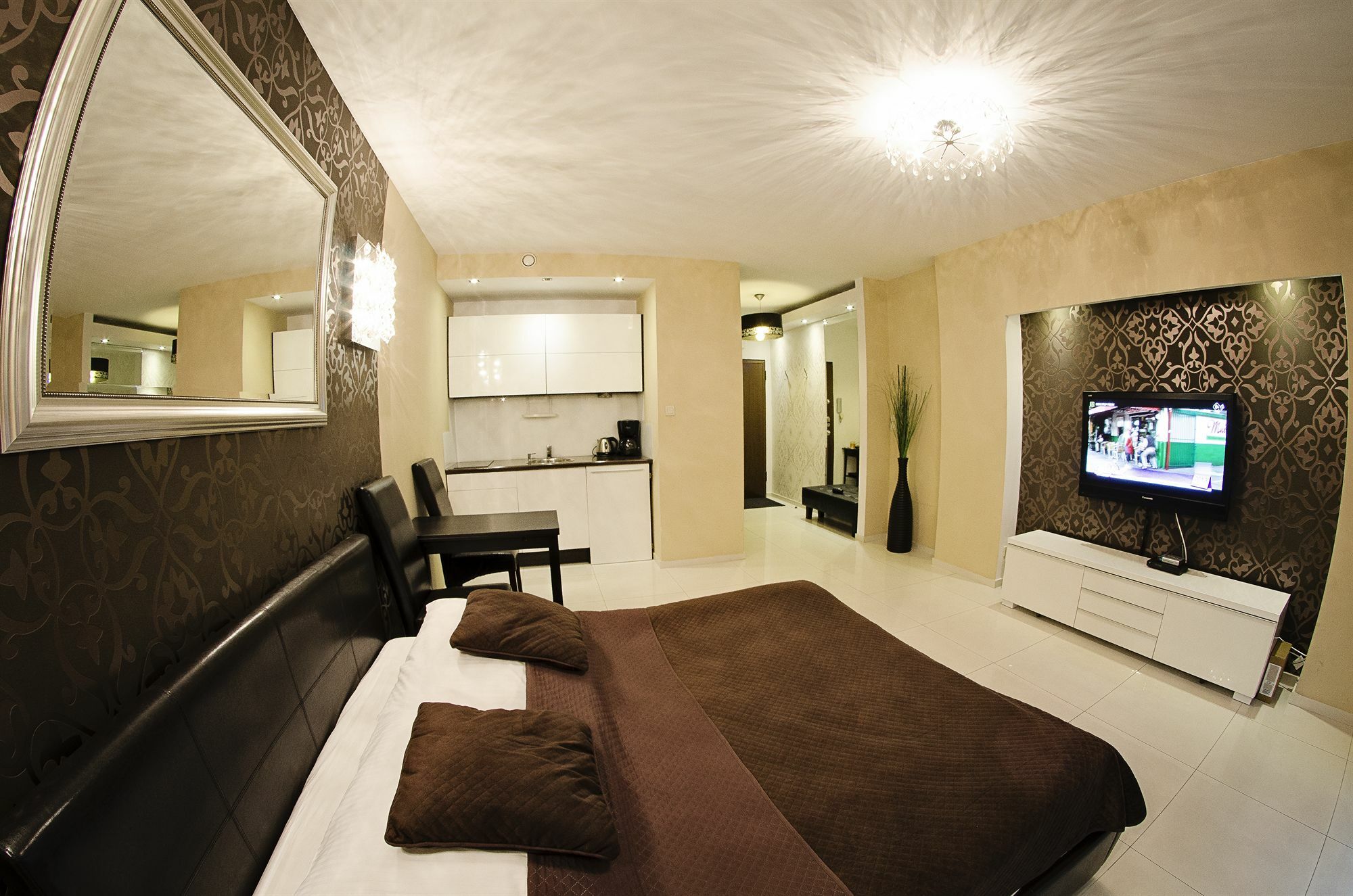 Angel City Center Krakow Aparthotel Екстериор снимка
